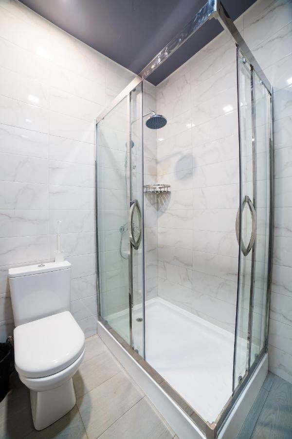 Golden Hotel Бишкек Экстерьер фото